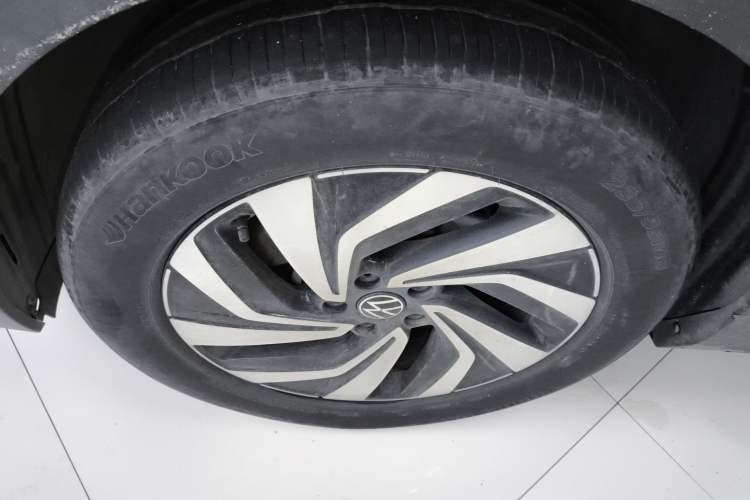 Used Volkswagen Tiguan L 2022 330TSI Automatic Two-Wheel Drive Smart Edition