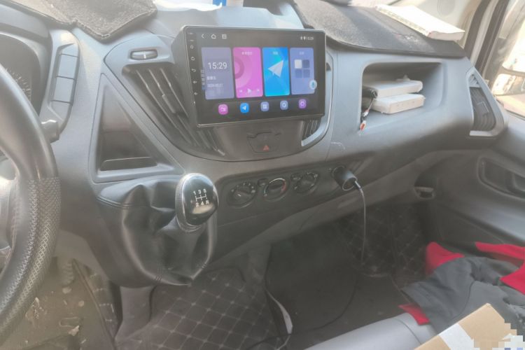 Used Ford Transit 2019 2.0T Diesel Multi-Purpose Commercial Vehicle Short Wheelbase Low Roof 6-Seater China VI Standard