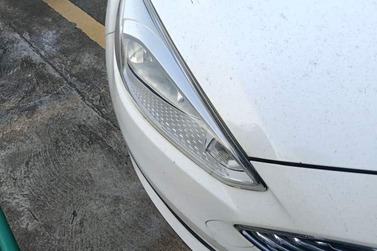 Used Ford Focus 2018 Sedan Classic 1.6L Automatic Trendy SmartDrive Edition
