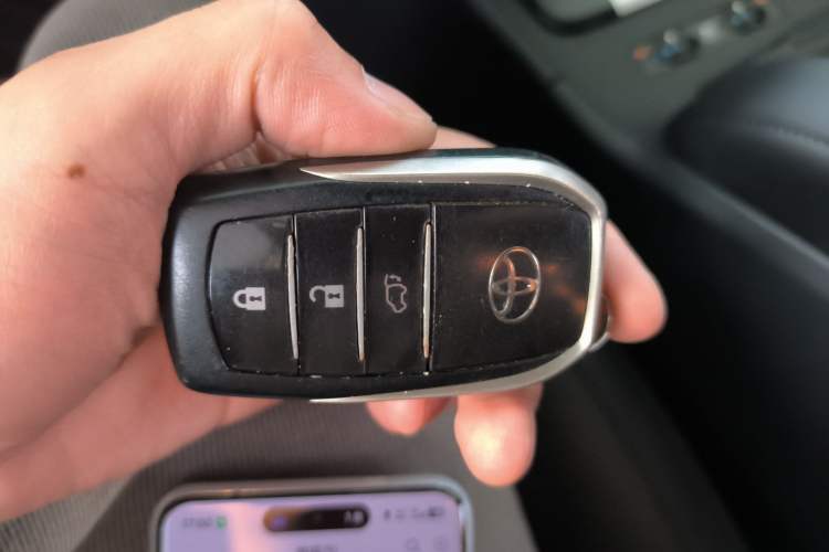 Used Toyota Highlander 2015 2.0T Four-Wheel Drive Ultimate Edition 7-Seater