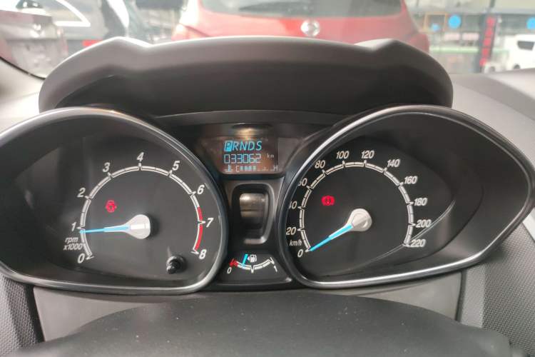 Used Ford Fiesta 2013 Hatchback 1.5L Automatic Fashion Edition
