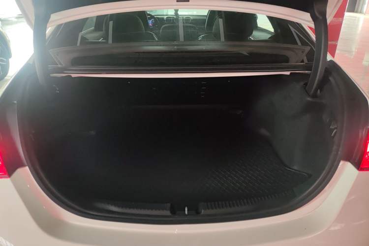 Used Mercedes-Benz C-Class 2025 C 260 L Obsidian Night Sport Edition
