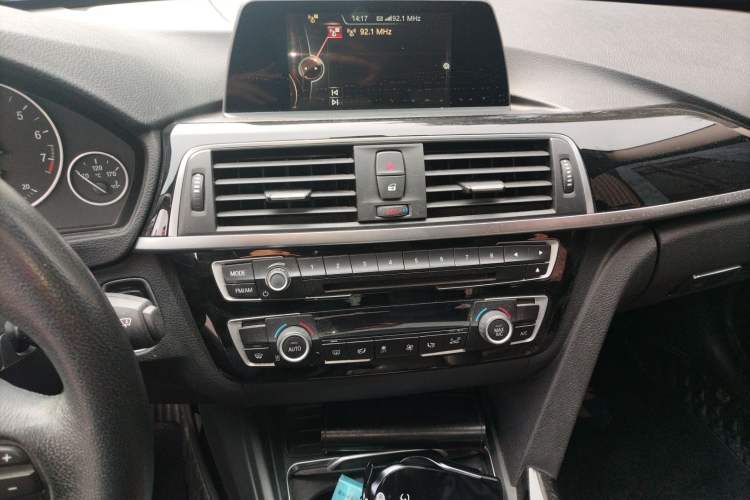 Used BMW 3 Series 2016 320Li Fashion Model