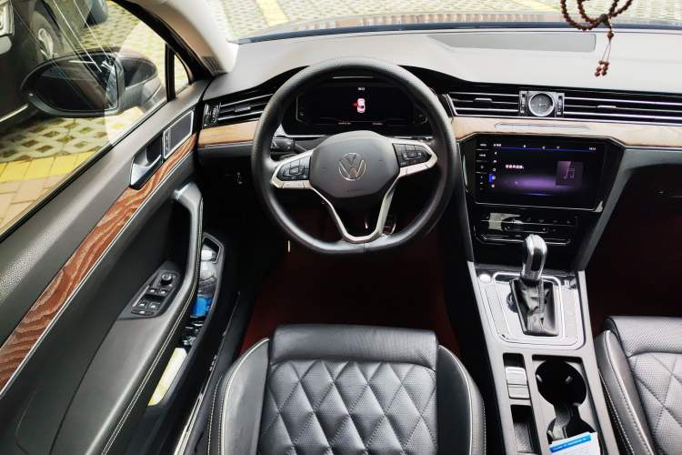 Used Volkswagen Magotan GTE Plug-in Hybrid 2022 GTE Luxury Model
