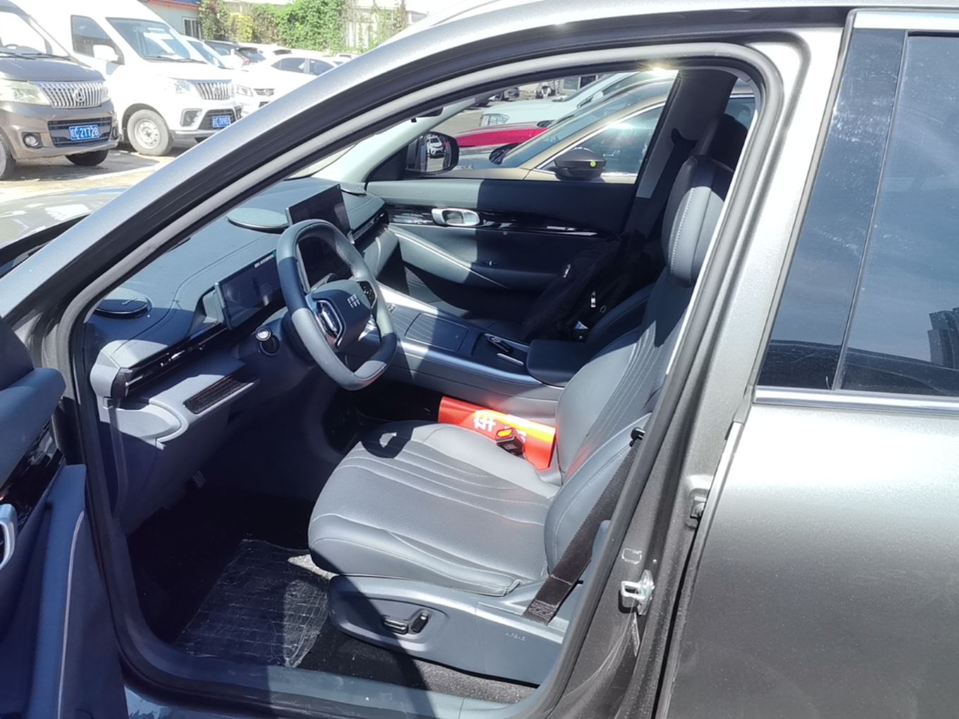 Geely Galaxy E5 2026 Model 610km Exploration+ Edition — снимка 17