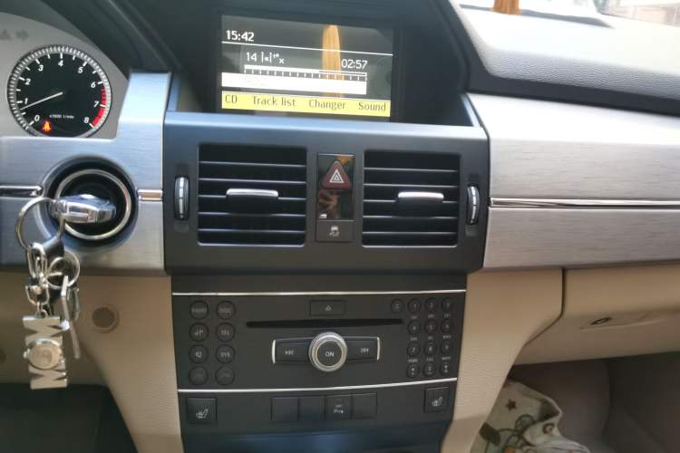 Used Mercedes-Benz GLK-Class 2012 GLK 300 4MATIC Fashion Model
