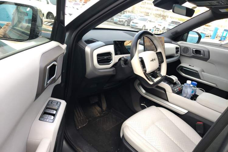 Used Formula Leopard Titanium 3 2025 501 km All-Wheel Drive Intelligent Driving Max Edition
