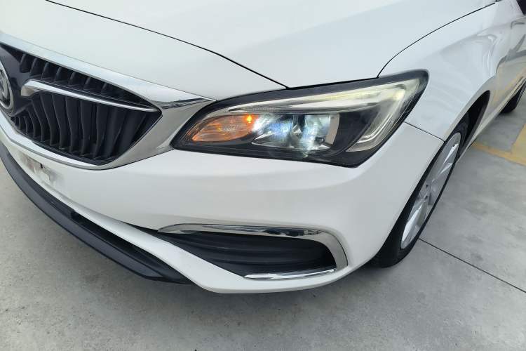 Used Buick Verano 2018 Sedan 15S Automatic Leading Model
