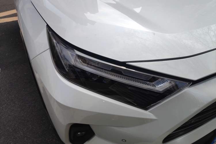 Used Toyota RAV4 2024 2.0L CVT Two-Wheel Drive Fashion Plus Edition
