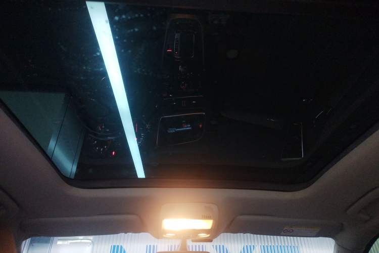 Used Audi Q5 2017 Plus 40 TFSI Ambition Model
