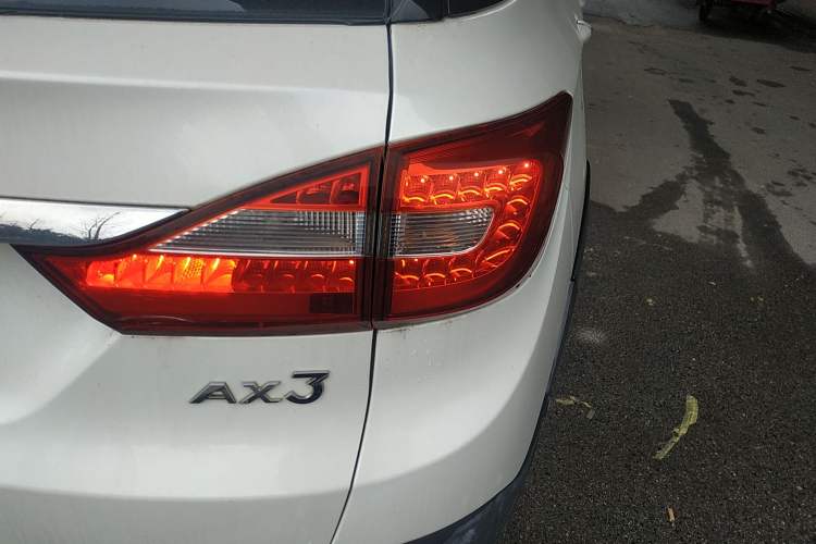 Used Dongfeng Aeolus AX3 2016 1.5L Automatic Shangkue Model