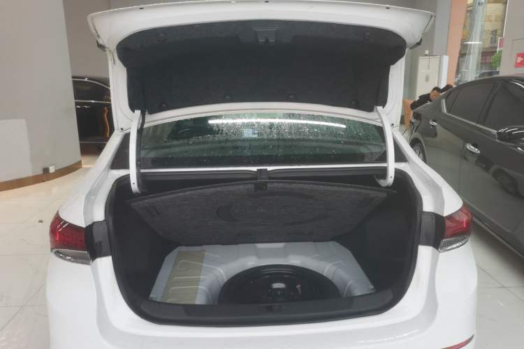 Used Buick GT 2021 Revised Version Flagship 1.5L Automatic Elite Edition Trunk