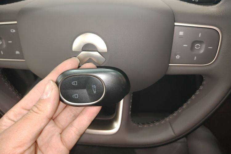 Used Nio ET5T 2025 75 kWh Touring Interior 1