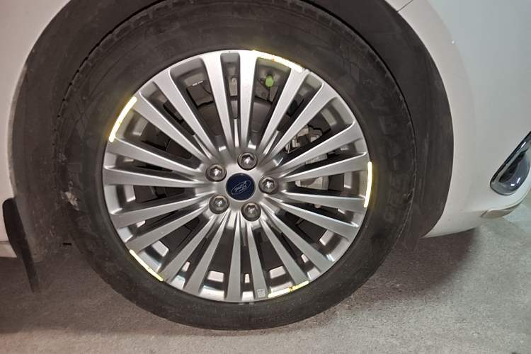 Used Ford Taurus 2017 EcoBoost 245 Luxury Model