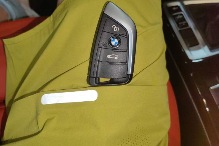 Used BMW 1 Series 2022 125i M Sport Night Edition Vehicle Key