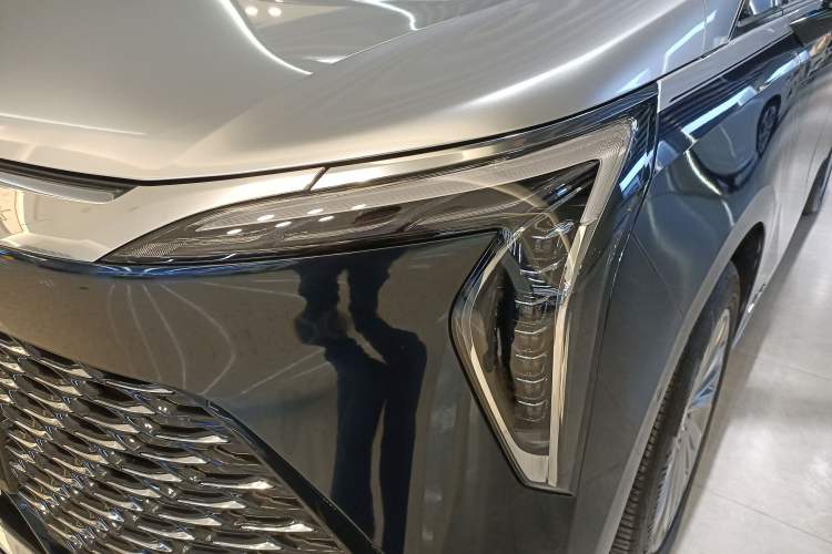 Used Buick Century 2023 2.0T Six-Seater Yinshi Edition