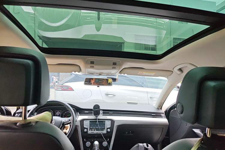 Used Volkswagen Magotan 2017 330TSI DSG Leading Model