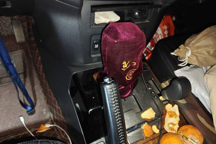 Used Mitsubishi Pajero 2016 3.0L Automatic Prestige Version China V Standard Gear Lever