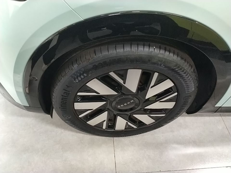 Zeekr MIX 2025 Intelligent Driving Version — снимка 10