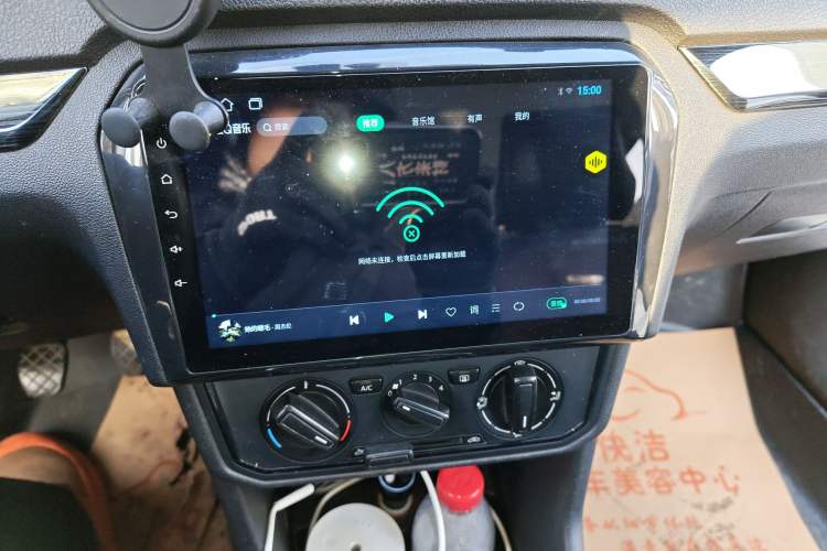 Used Volkswagen Jetta 2017 1.5L Manual Fashion Edition