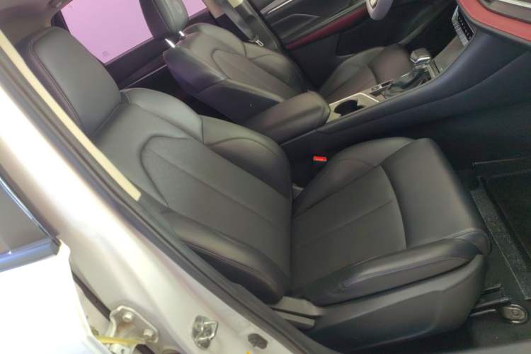 Used Changan CS55PLUS 2020 1.5T Automatic Colorful Model

