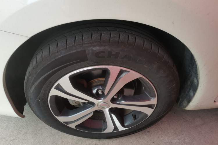 Used Nissan Tiida 2019 1.6L CVT Smart Drive Version China VI Standard Left Front Wheel Hub