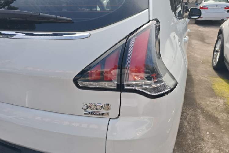 Used Peugeot 3008 2018 350THP Automatic Classic Edition