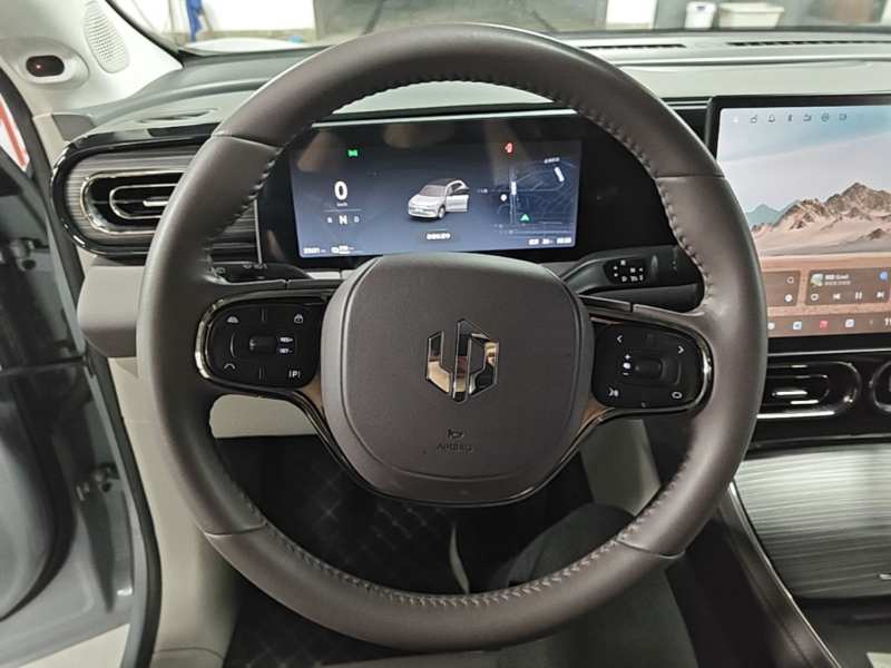 Used Leapmotor C11 2024 All-Electric 580 Luxury Edition — 10