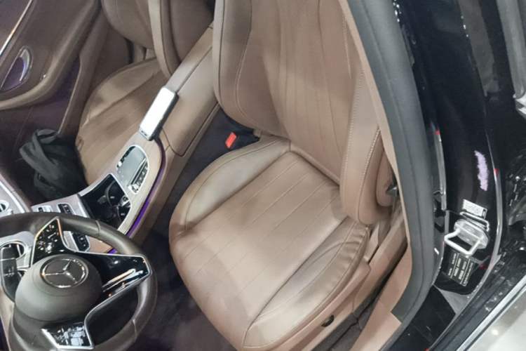 Used Mercedes-Benz E-Class 2021 E 300 L Stylish Model

