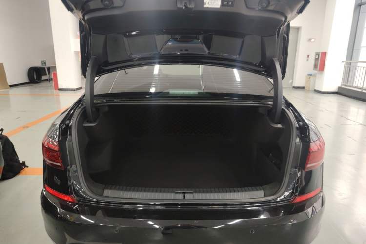 Used Volkswagen Passat 2023 330TSI Elite Edition
