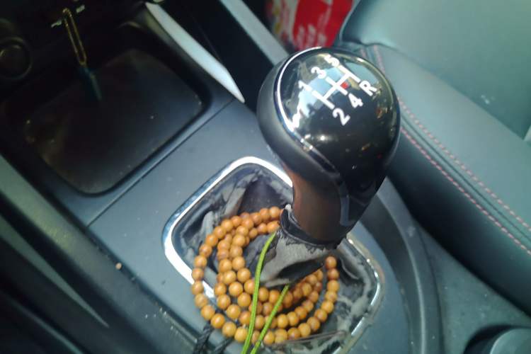 Used Changan CS35 2016 1.6L Manual Luxury Model China V Standard