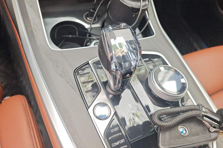 Used BMW X7 2020 xDrive40i Luxury M Sport Package
