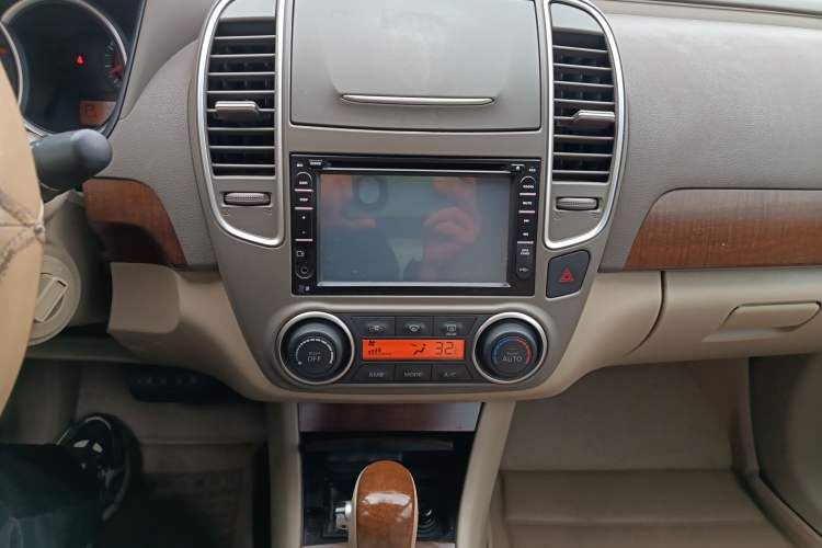 Used Nissan Sylphy 2009 1.6XL Automatic Luxury Sunroof Edition
