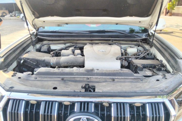 Used Toyota Prado 2018 3.5L Automatic TX-L with Rear-Mounted Spare Tire