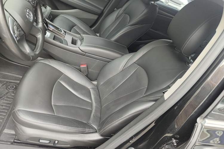 Used Buick LaCrosse 2018 20T Elite Edition Left Front Seat