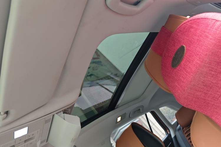 Used Volkswagen C-TREK 2017 230TSI DSG Luxury Model
