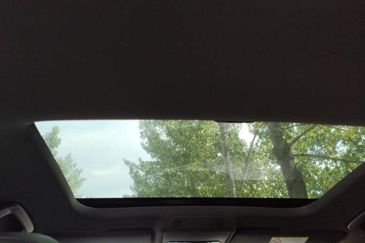 Used Volkswagen Golf 2023 Facelift 280TSI DSG R-Line Lite