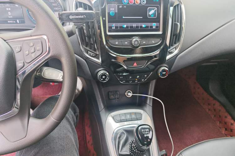 Used Chevrolet Cruze 2017 1.5L Manual Xuanfeng Edition Audio And AC Panel