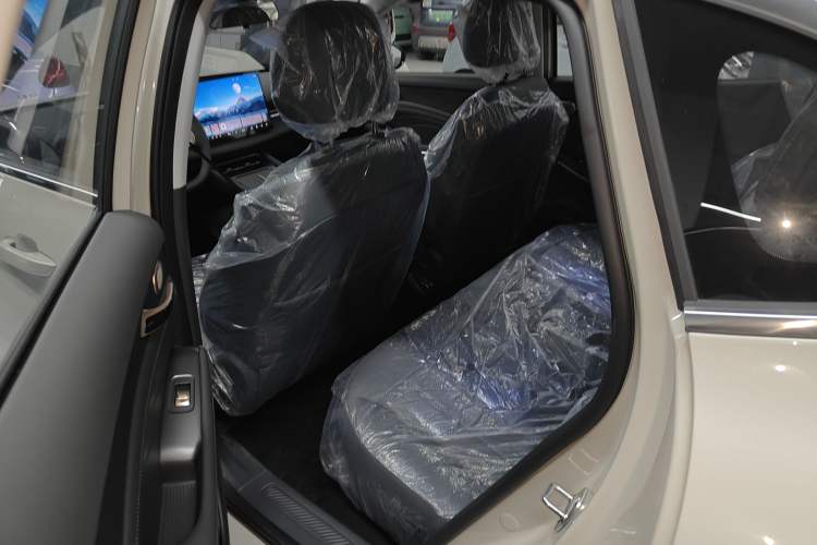 Used Baojun Yunhai 2026 Model 500km Pure Electric Standard Edition
