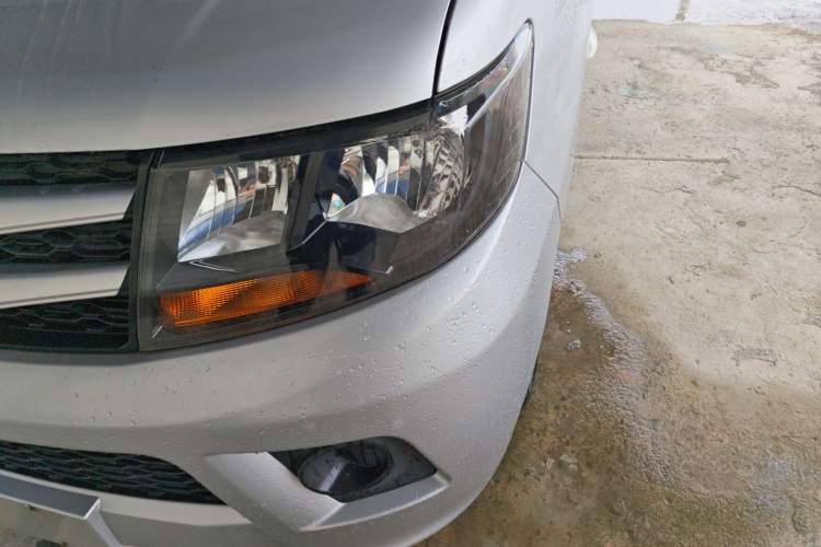 Used JAC Refine M3 2018 1.6L Express Edition 7-Seater
