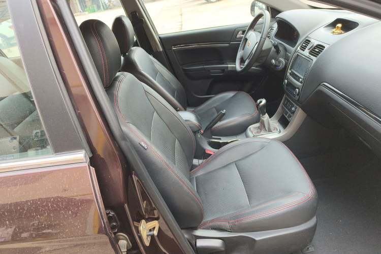 Used Geely Auto Classic Emgrand 2013 Hatchback 1.5L Manual Luxury Model
