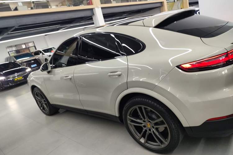 Used Porsche Cayenne 2019 Cayenne Coupé 3.0T