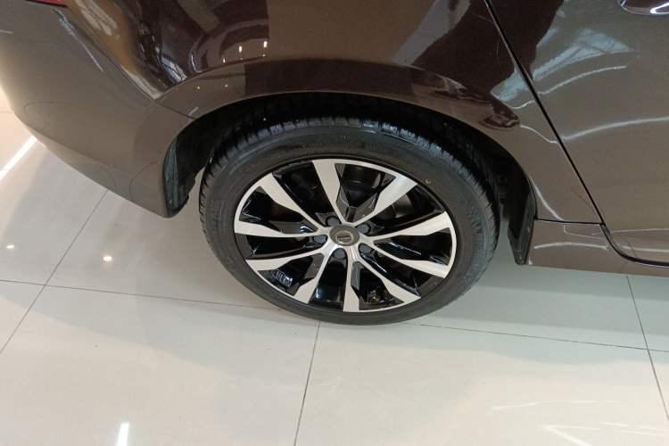 Used Volvo S60 2018 S60L T3 Smart Progress Edition
