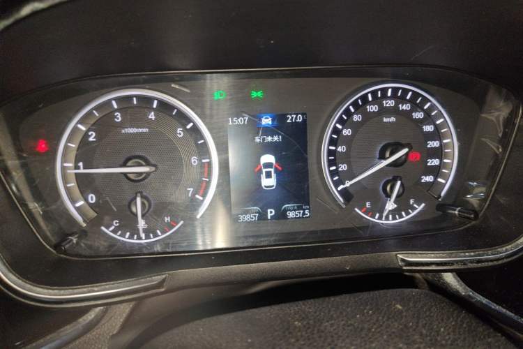 Used Dongfeng Fengon ix5 2019 220T CVT Zhiyue Trim China V Emission Standard
