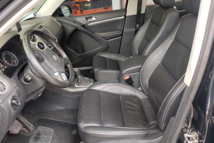 Used Volkswagen Tiguan 2017 300TSI Automatic Two-Wheel Drive Silk Road Comfort Edition Left Front Seat