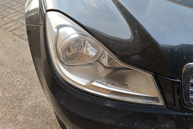 Used Mercedes-Benz C-Class 2010 C 180K Classic model