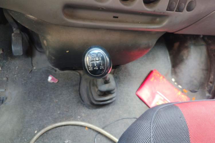 Used Ford Classic Transit 2015 2.8T Diesel Van Short Wheelbase 3-Seater Mid-Roof Short Body – JX493ZLQ4