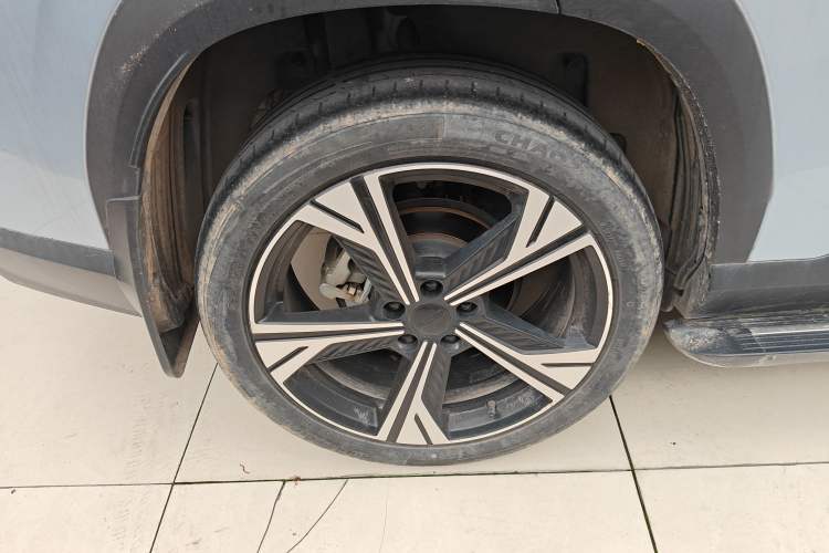 Used Geely Auto Emgrand X7 Sport 2023 Boyue COOL 1.5TD ZhiZun Edition Right Rear Wheel Hub