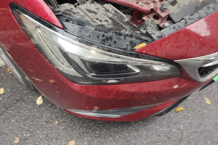 Used Buick Verano 2019 Sedan 15S Automatic Leading Model Right Front Headlight