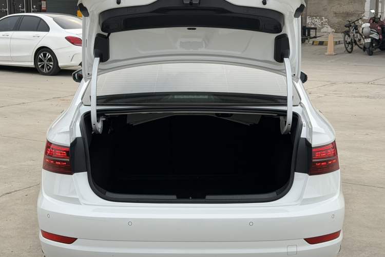 Used Volkswagen Sagitar 2019 280TSI DSG Luxury Version China VI Standard
